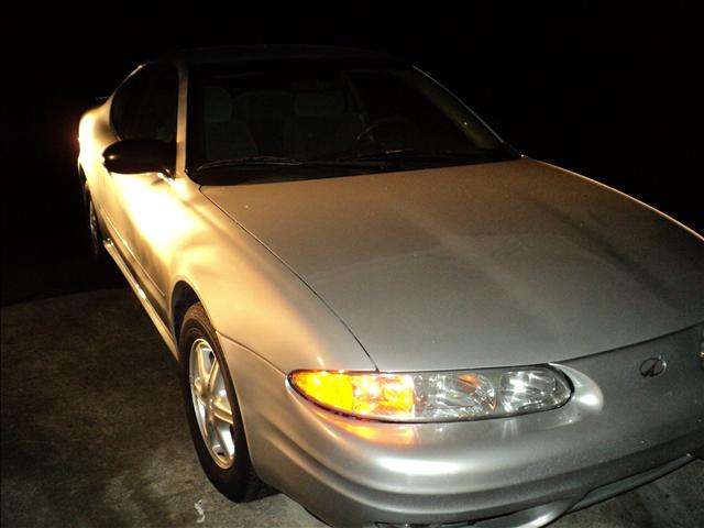 Oldsmobile Alero FWD 4dr Sport Coupe