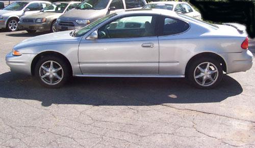 Oldsmobile Alero 2003 photo 3