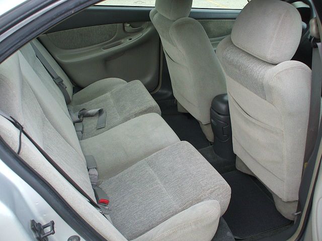 Oldsmobile Alero 2003 photo 3