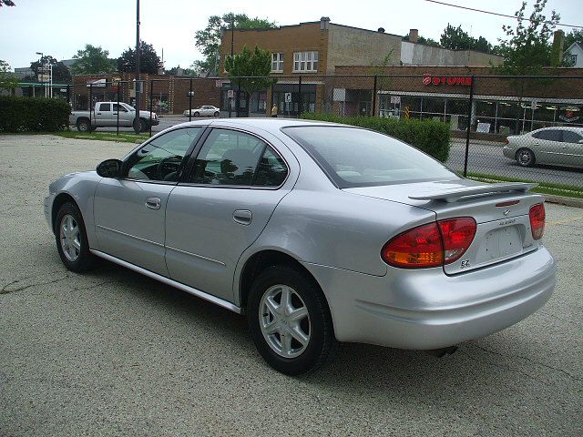 Oldsmobile Alero 2003 photo 9