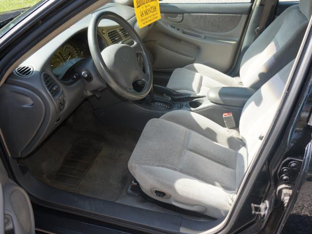 Oldsmobile Alero 3.5L Coupe Sedan