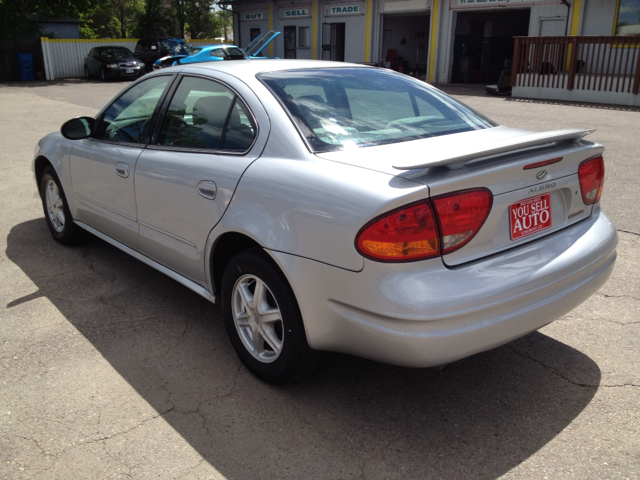 Oldsmobile Alero 2004 photo 3