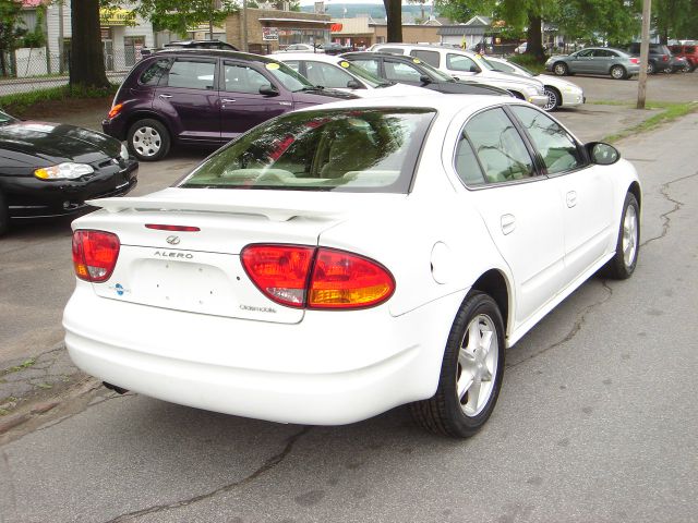 Oldsmobile Alero 2004 photo 3