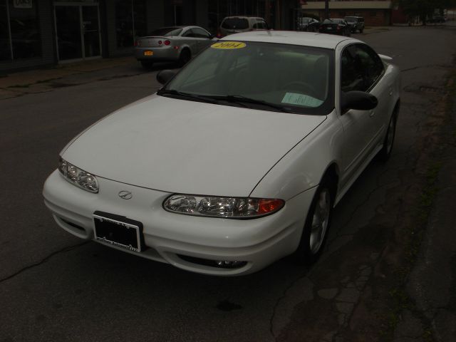 Oldsmobile Alero 2004 photo 4