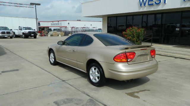 Oldsmobile Alero 2004 photo 10