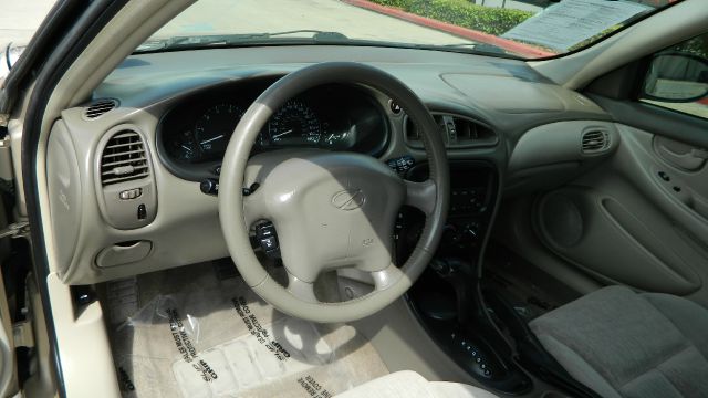 Oldsmobile Alero 2004 photo 4