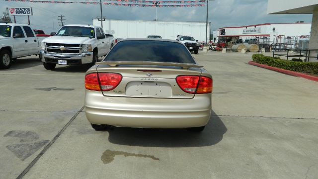 Oldsmobile Alero 2004 photo 8