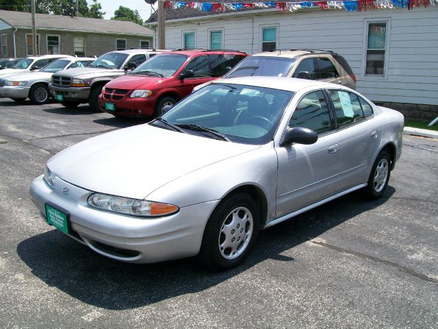 Oldsmobile Alero Premier Nav AWD Sedan