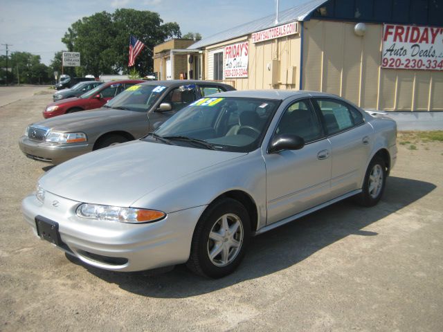 Oldsmobile Alero 2004 photo 2