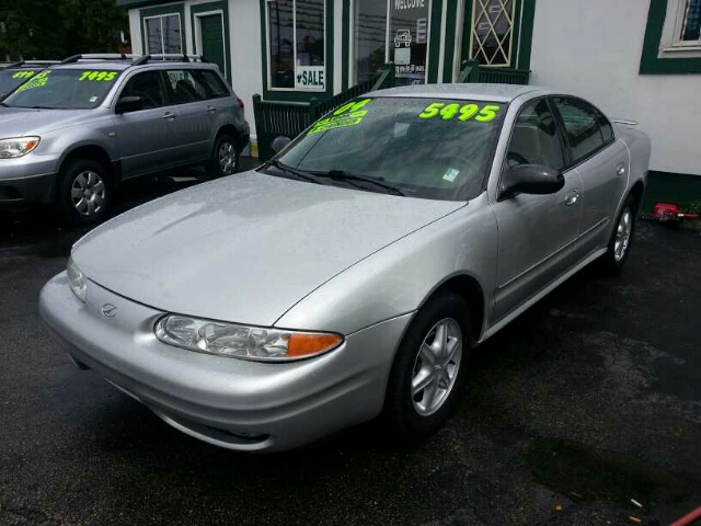 Oldsmobile Alero 2004 photo 3