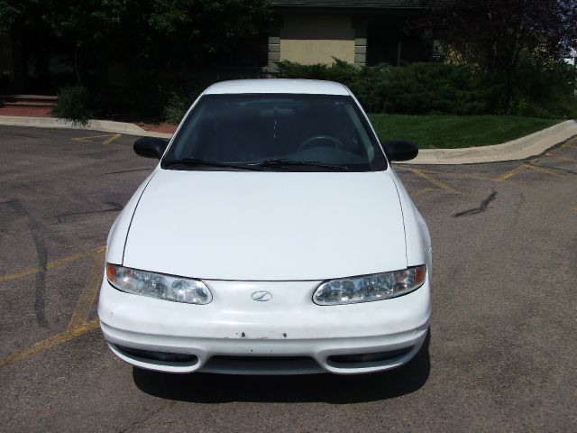 Oldsmobile Alero 2004 photo 1