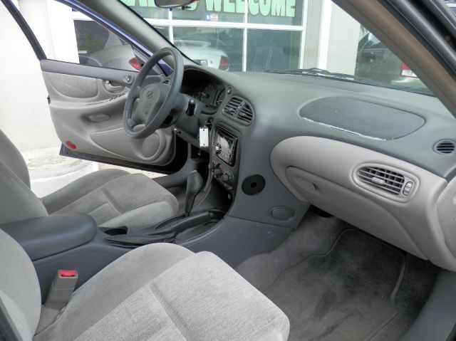 Oldsmobile Alero 2004 photo 8