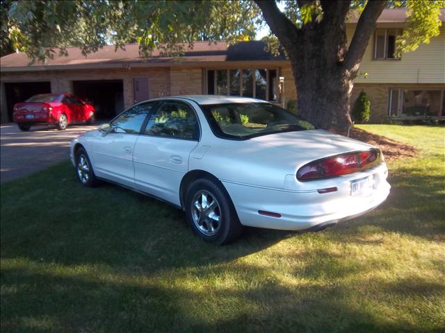 Oldsmobile Aurora 1998 photo 2