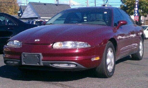 Oldsmobile Aurora Base Sedan