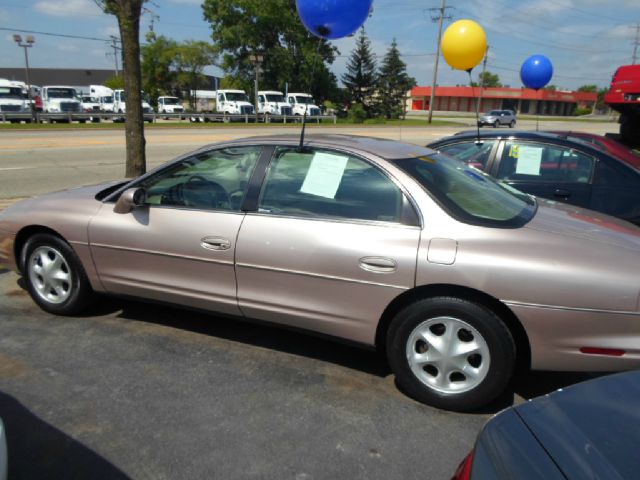 Oldsmobile Aurora 1999 photo 3