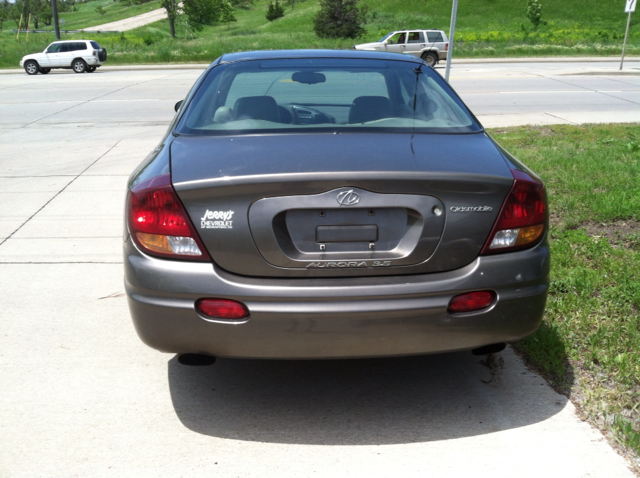 Oldsmobile Aurora 2001 photo 2