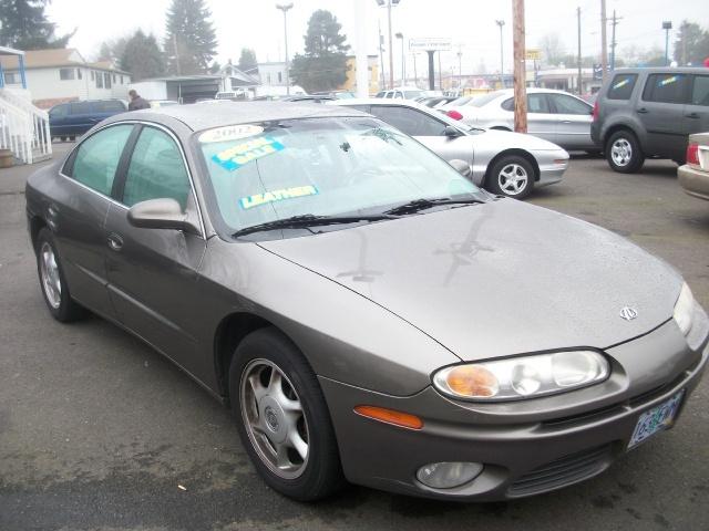 Oldsmobile Aurora 2001 photo 1