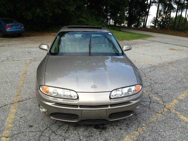 Oldsmobile Aurora 2001 photo 2