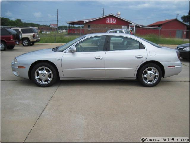 Oldsmobile Aurora 2001 photo 8