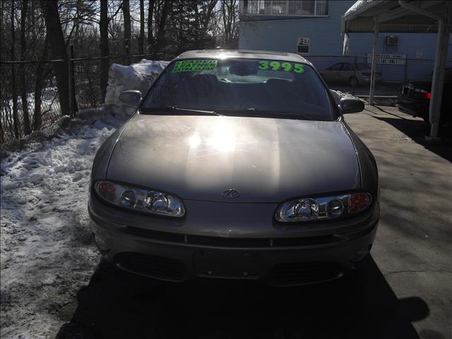 Oldsmobile Aurora 2001 photo 1