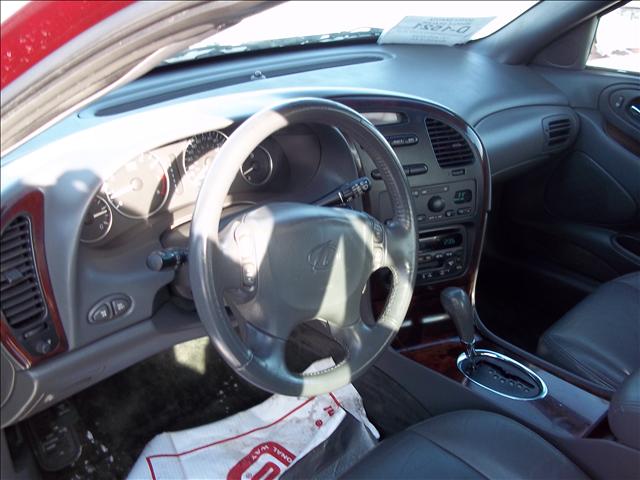 Oldsmobile Aurora 2001 photo 2