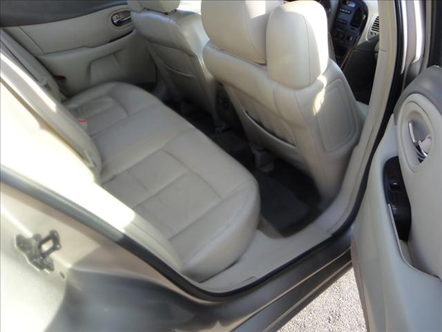 Oldsmobile Aurora 2001 photo 4