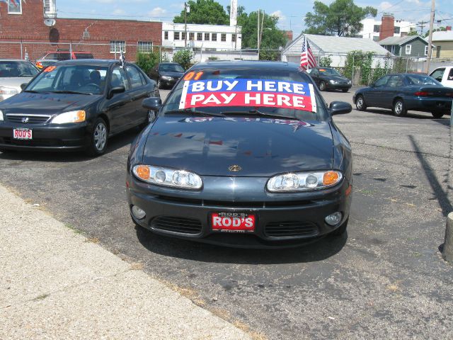 Oldsmobile Aurora 2001 photo 1