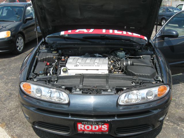 Oldsmobile Aurora 2001 photo 3