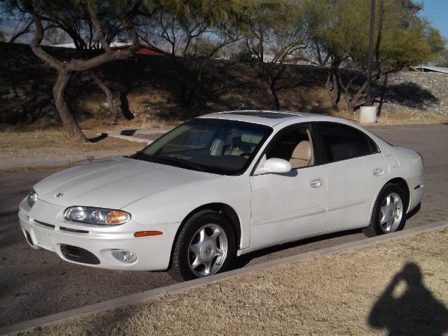 Oldsmobile Aurora Unknown Sedan