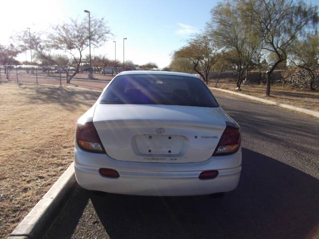 Oldsmobile Aurora 2001 photo 2