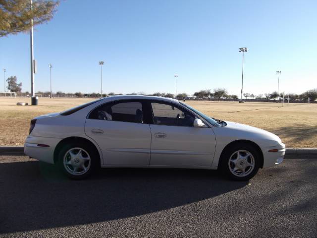 Oldsmobile Aurora 2001 photo 4