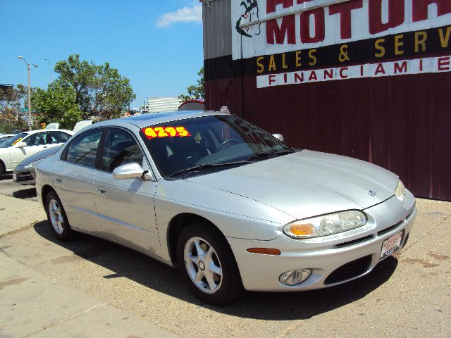 Oldsmobile Aurora 2001 photo 10