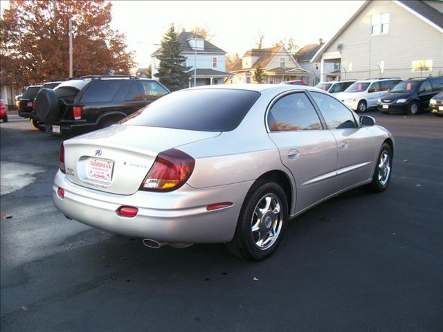 Oldsmobile Aurora 2001 photo 1