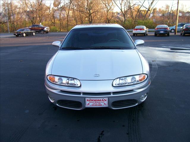 Oldsmobile Aurora 2001 photo 3