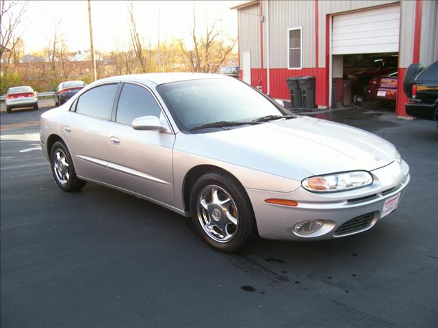 Oldsmobile Aurora 2001 photo 4