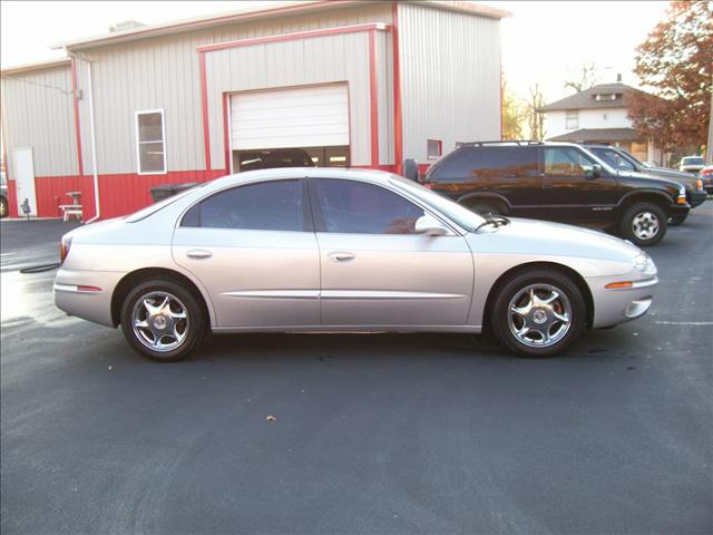 Oldsmobile Aurora 2001 photo 5