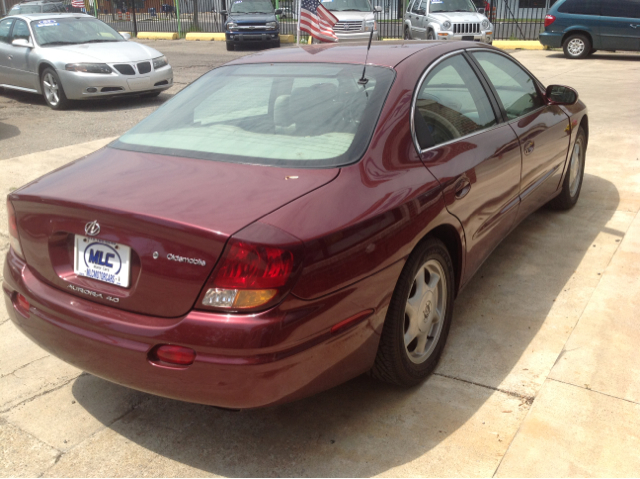 Oldsmobile Aurora 2001 photo 12