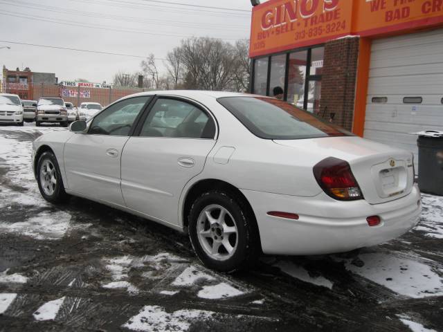 Oldsmobile Aurora 2001 photo 3