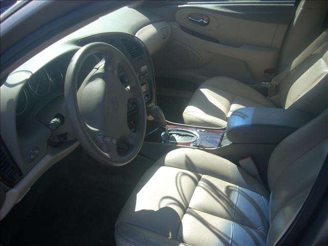 Oldsmobile Aurora 2001 photo 2