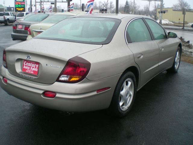 Oldsmobile Aurora 2001 photo 2