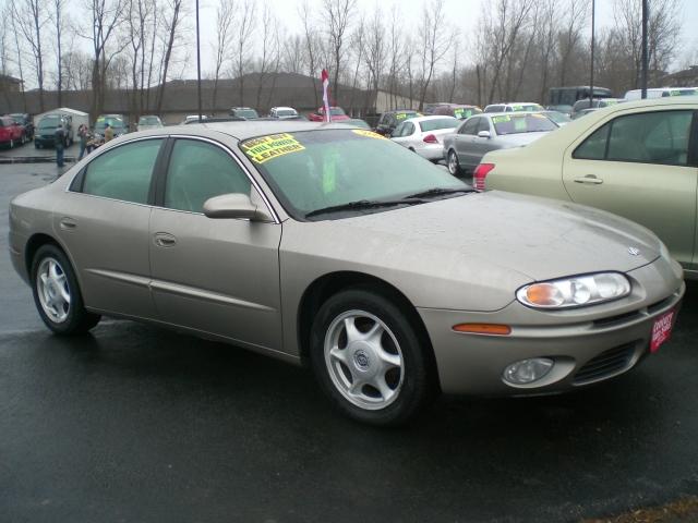 Oldsmobile Aurora 2001 photo 3