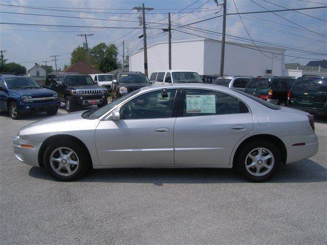 Oldsmobile Aurora 3 Sedan