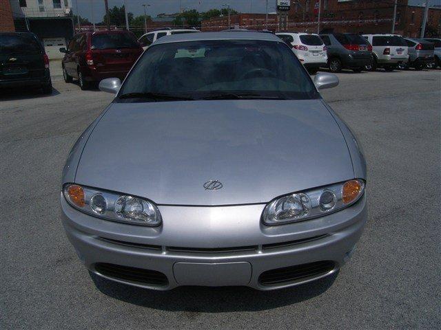 Oldsmobile Aurora 2001 photo 1