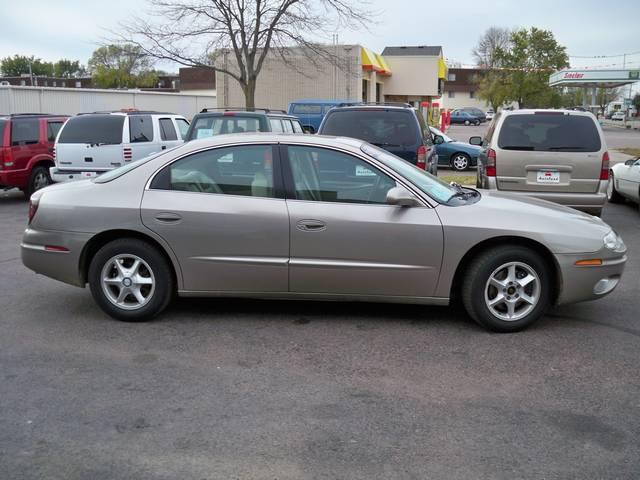 Oldsmobile Aurora 2001 photo 1