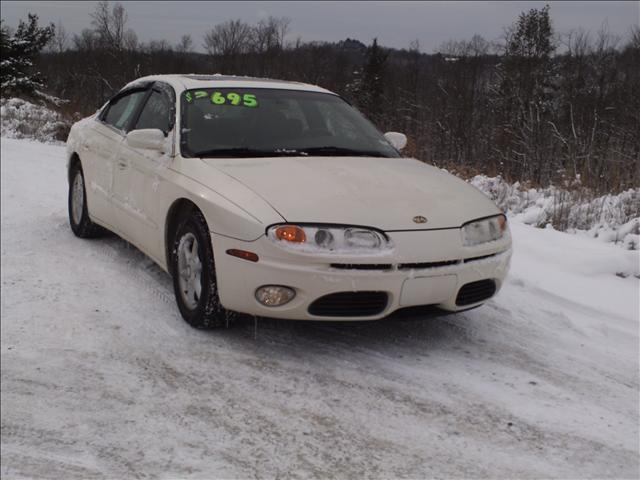 Oldsmobile Aurora 2001 photo 1