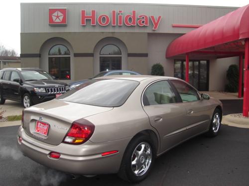 Oldsmobile Aurora 2001 photo 2