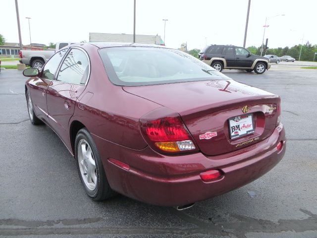 Oldsmobile Aurora 2001 photo 19