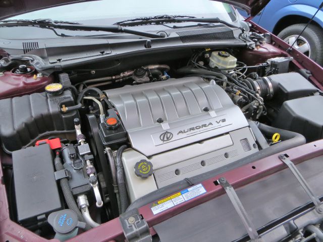 Oldsmobile Aurora 2001 photo 23