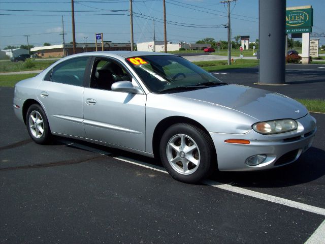 Oldsmobile Aurora 2002 photo 4