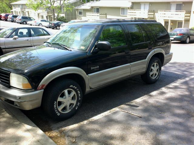 Oldsmobile Bravada 1999 photo 1